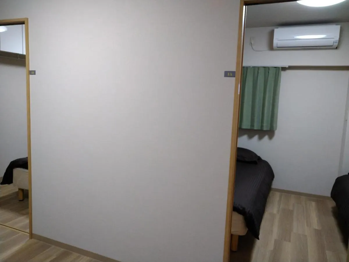 Apartment Issyuku Higashiueno Hotel Tokyo Japan